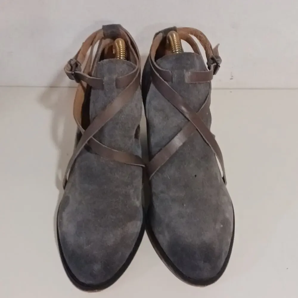 Corso Como Hanna Suede Bootie burnished gray sz 7.5